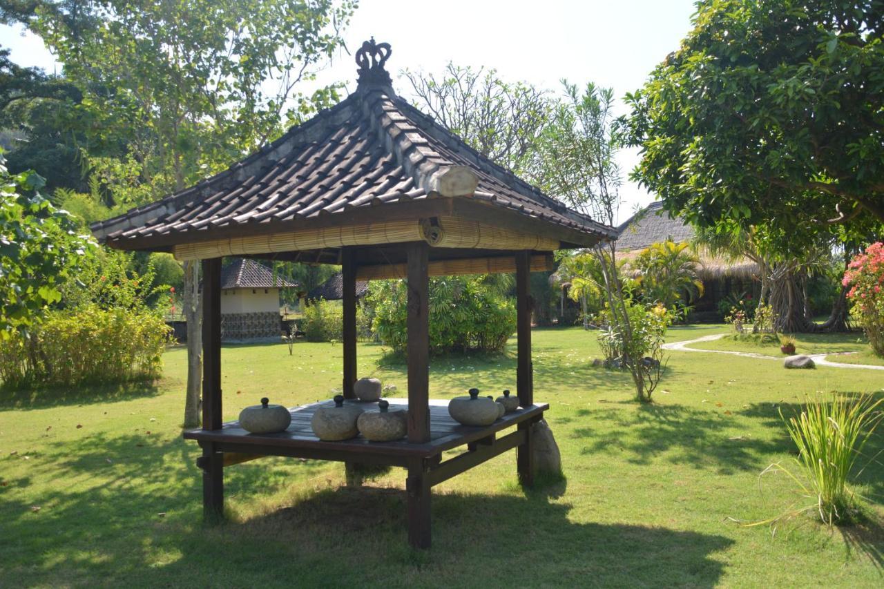 Sunia Loka Bungalows & Dive Center Pemuteran Екстериор снимка