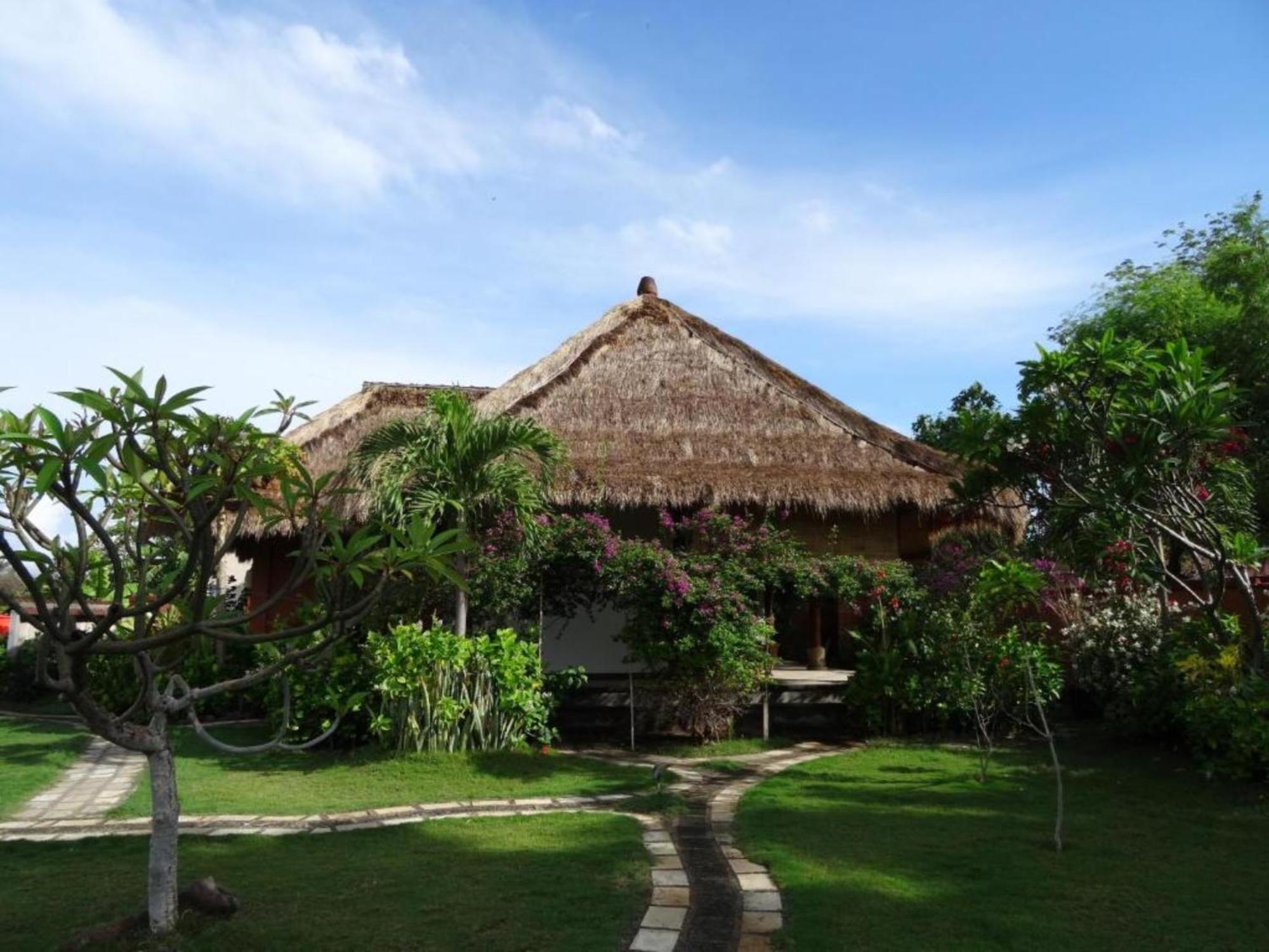 Sunia Loka Bungalows & Dive Center Pemuteran Екстериор снимка