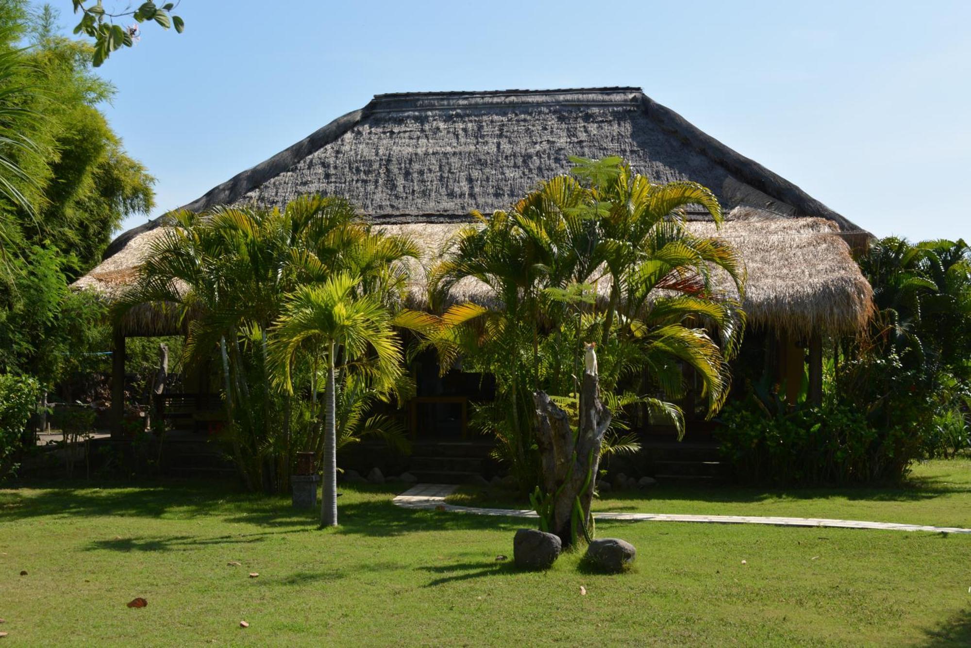 Sunia Loka Bungalows & Dive Center Pemuteran Екстериор снимка