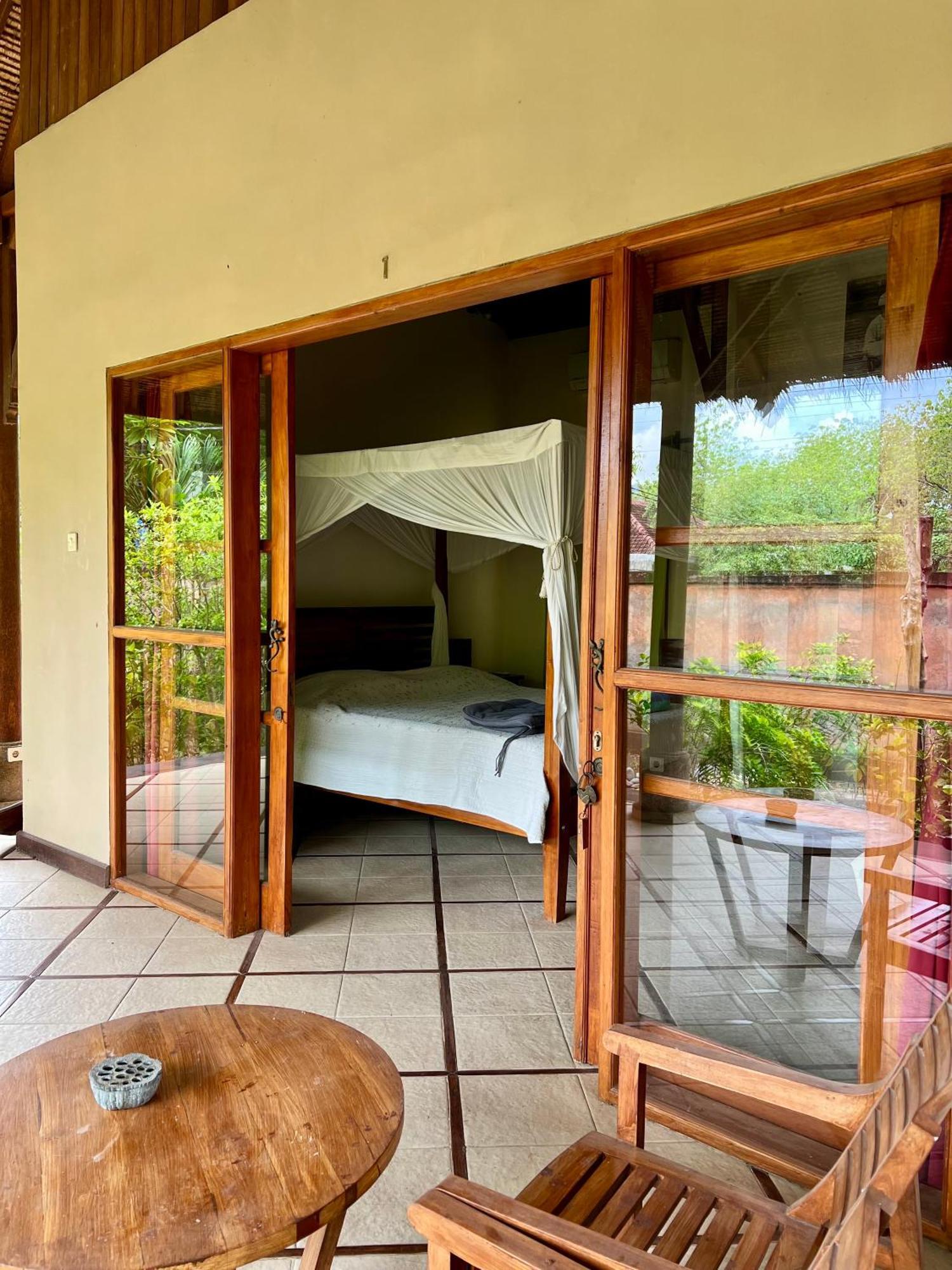 Sunia Loka Bungalows & Dive Center Pemuteran Екстериор снимка