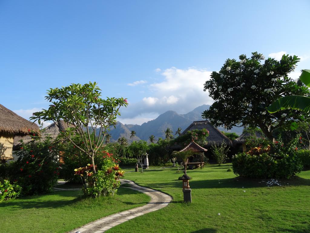 Sunia Loka Bungalows & Dive Center Pemuteran Екстериор снимка
