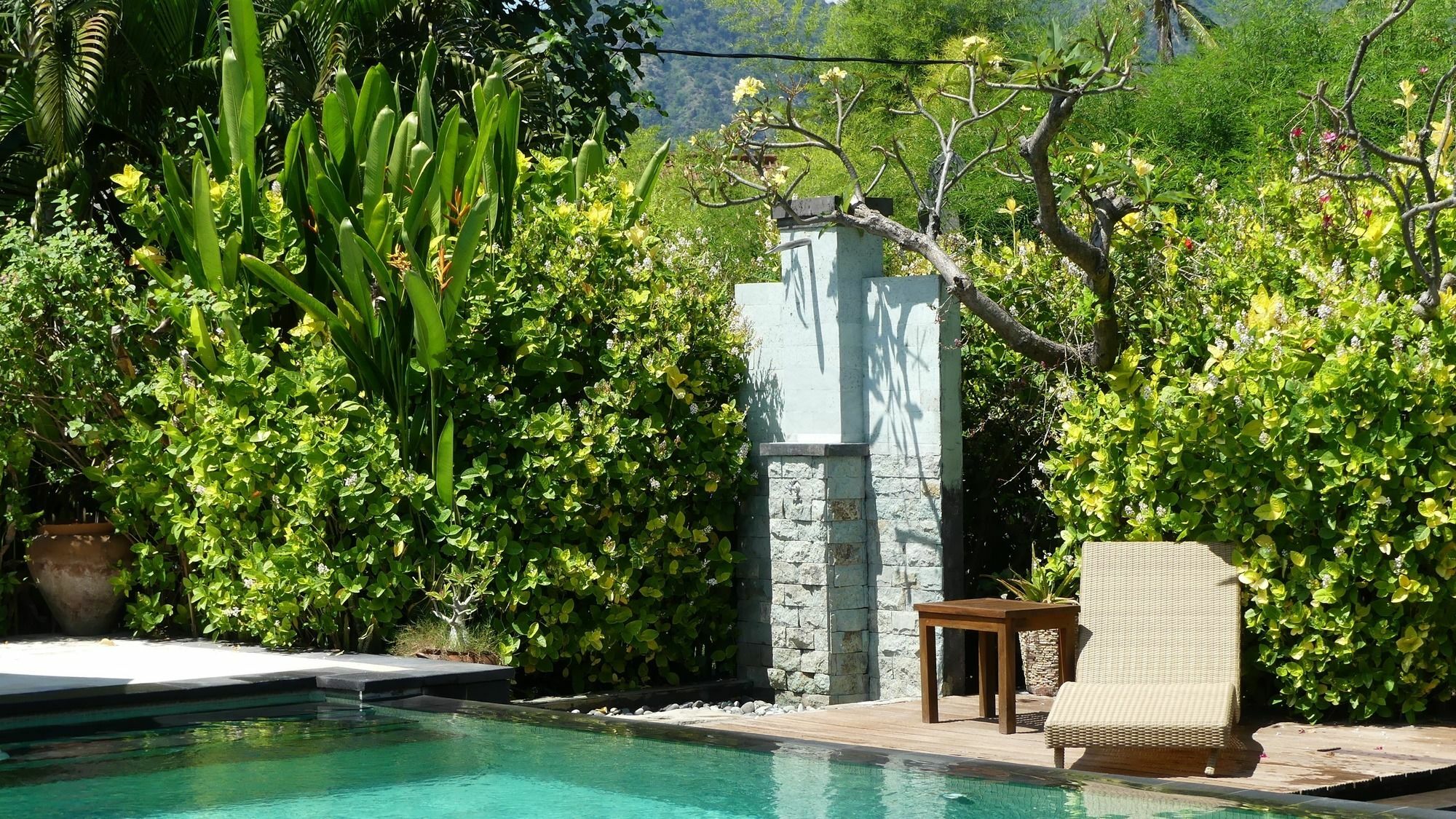 Sunia Loka Bungalows & Dive Center Pemuteran Екстериор снимка