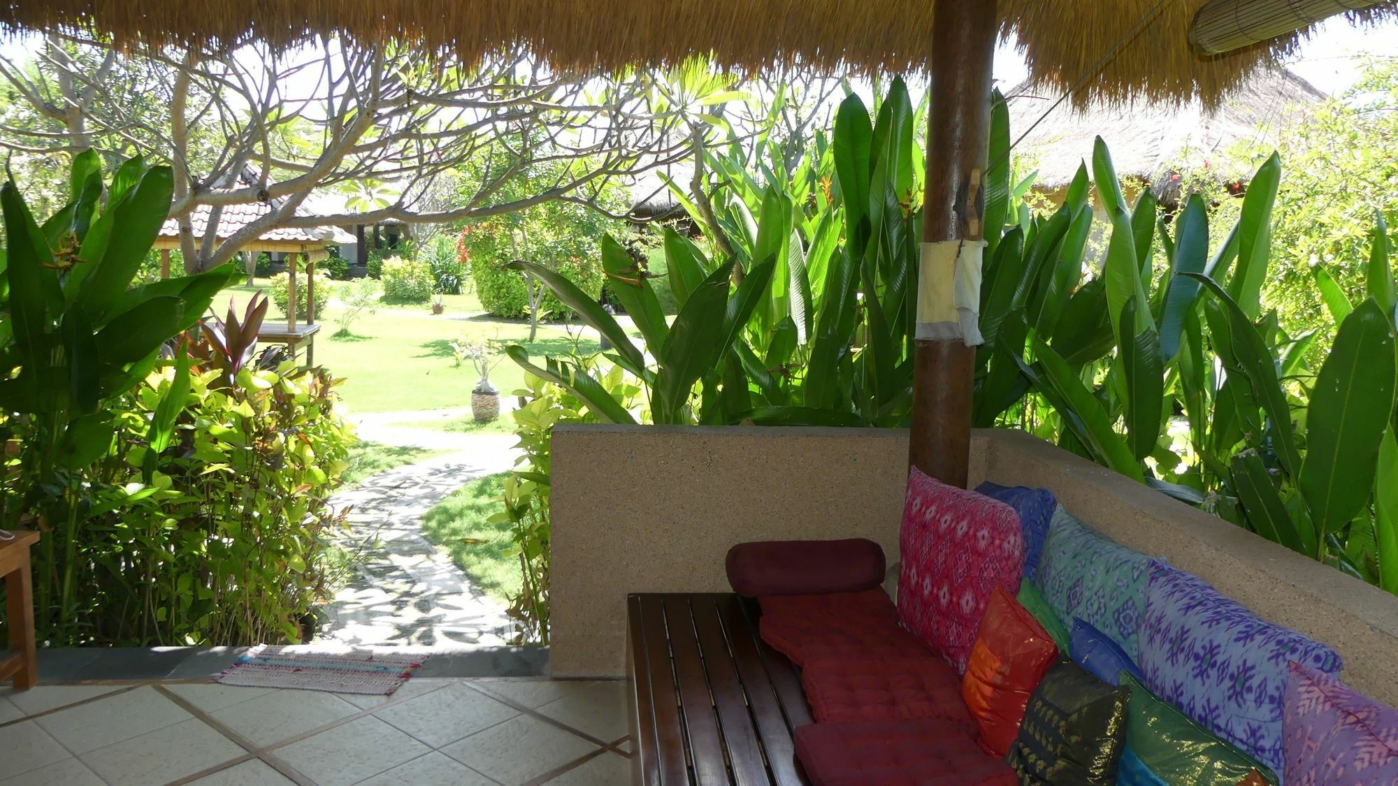 Sunia Loka Bungalows & Dive Center Pemuteran Екстериор снимка
