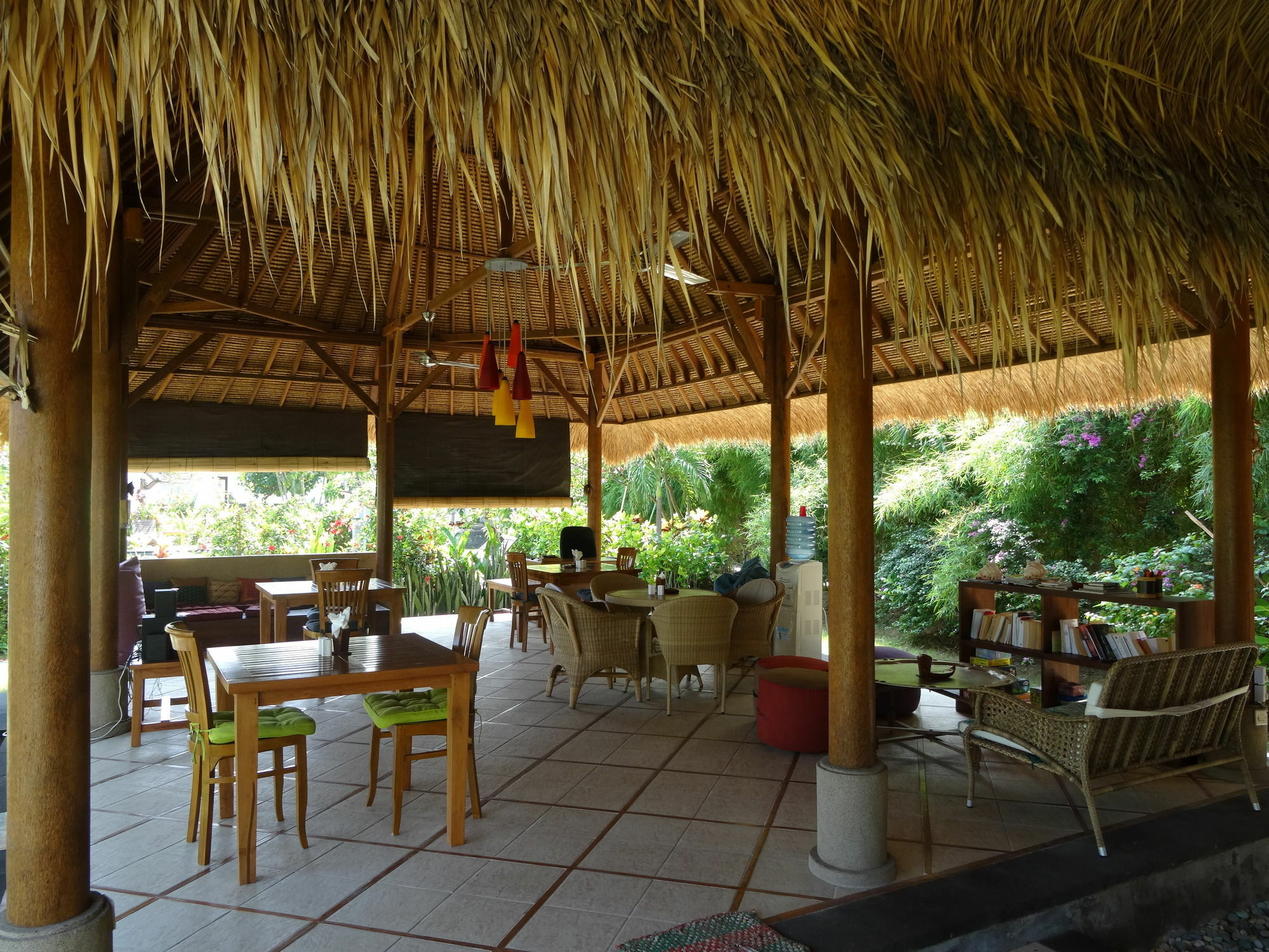 Sunia Loka Bungalows & Dive Center Pemuteran Екстериор снимка